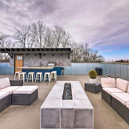 Luxe Amish Country Apartment With Rooftop Terrace! ミラーズバーグ エクステリア 写真