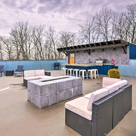 Luxe Amish Country Apartment With Rooftop Terrace! ミラーズバーグ エクステリア 写真